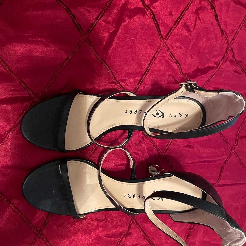 Black leather sandals